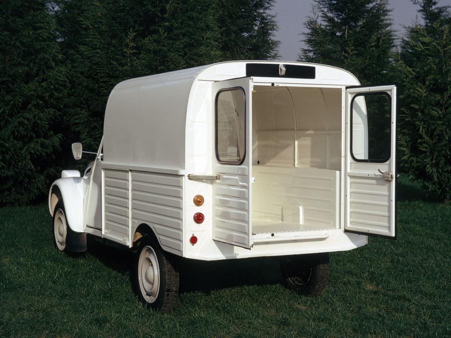 Citroen 2CV Fourgonnette AK400 1975 года  (фото 2 из 6)